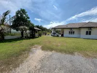 D’View Guesthouse – Comfortable Stay Jitra - Parking