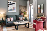 Cse Puerta de Armas Apartments - Parkplatz