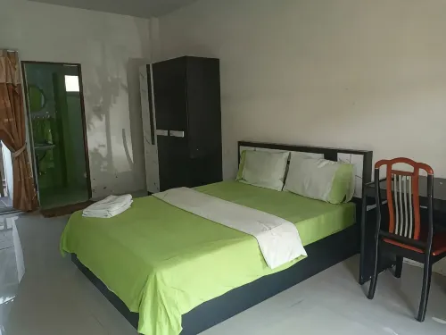 Baan Jantra Place - 2-Star