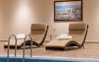 Golden Sun Hotel - Dalat - Pools