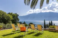 Hotel Meandro - Lake View - parking