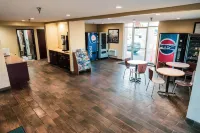 Super 8 by Wyndham Belen NM