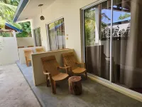 Dhigurah Dhonveli Boutique