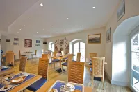 Hotel le Bourbon Pau Centre Hotels in Gan