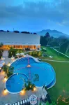 Soll Marina Hotel & Conference Center Bangka Hotels in Dul