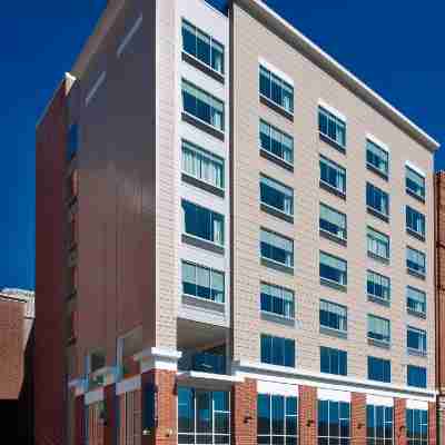 Fairfield Inn & Suites Pittsburgh Downtown Hotel Exterior