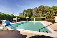 Holiday Inn Express Atlanta-Kennesaw Hotels in Kennesaw