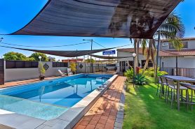 Alabaster Motor Inn