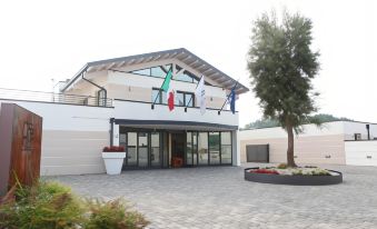 OneMhotel