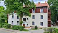 Apartamenty Dębowa 3 فنادق في Polanica-Zdroj