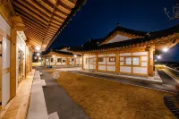 Iksan Mureungdowon Hotels in Iksan-Si