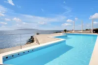 Costa Isora 1 Frontline