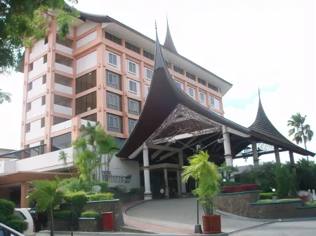 Bumi Minang Hotel