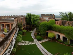 Neemrana's - Hill Fort - Kesroli