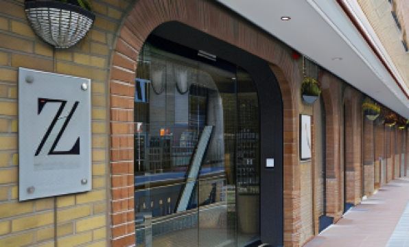 4. 더 Z 호텔 피..