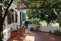 Hariklia Rent Rooms Hotels in Faistos
