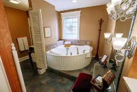 Walnut Street Inn Hotels in Springfield