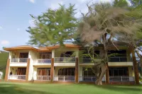Hunters Lodge Hotels in 