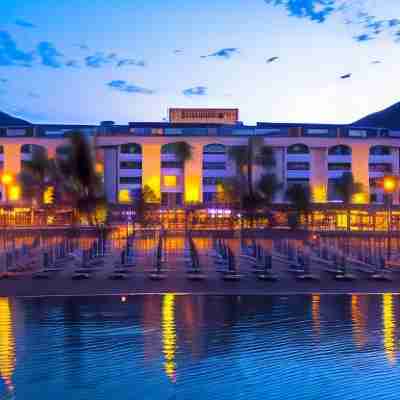 Faros Premium Beach Hotel Exterior