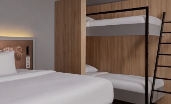Theatre Square Hotel