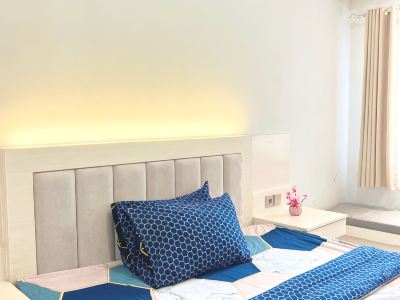 Studio Room with Netflix at Apartemen Grand Kamala Lagoon by Apartemenku