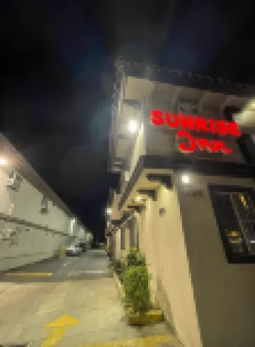 Sunrise Inn