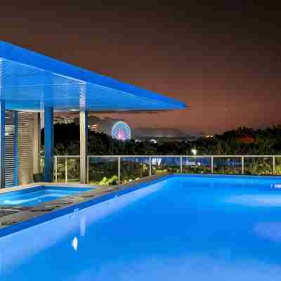 Reef - Waterfront City Pool Sauna & Gym Fitness & Recreational Facilities