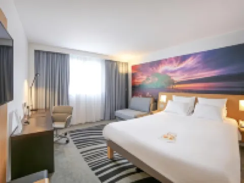Novotel Massy Palaiseau Hôtels à : Champlan