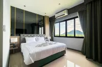 Ysw Hotel Lopburi - Mountain view