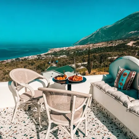 Gogo's Boutique Hotel