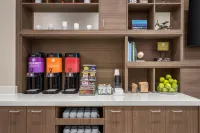 Home2 Suites by Hilton Eureka - breakfast