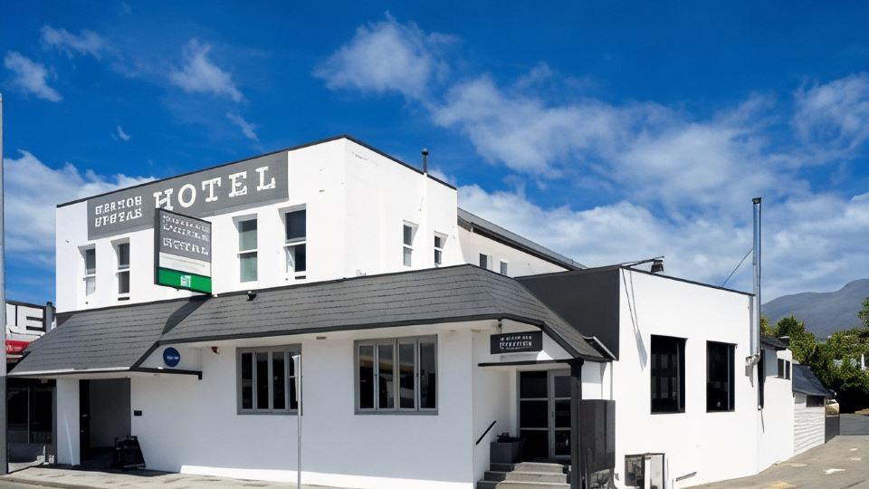 Doctor Syntax Hotel