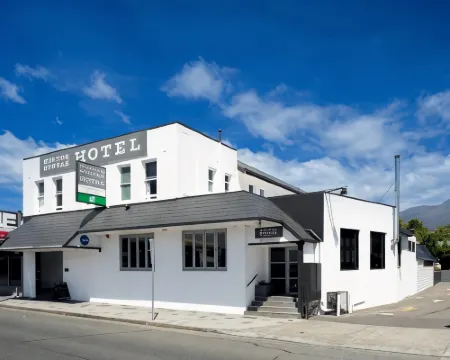 Doctor Syntax Hotel Hotels in Sandy Bay