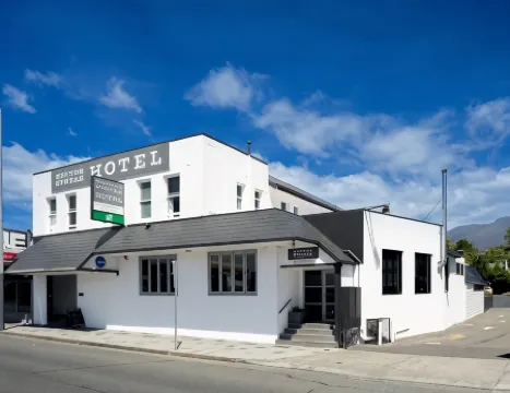 Doctor Syntax Hotel Отели рядом с достопримечательностью «Long Beach»