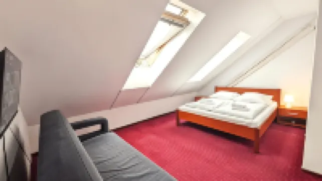 Rezydencja Dwór Górny Hotels in Klodzko County