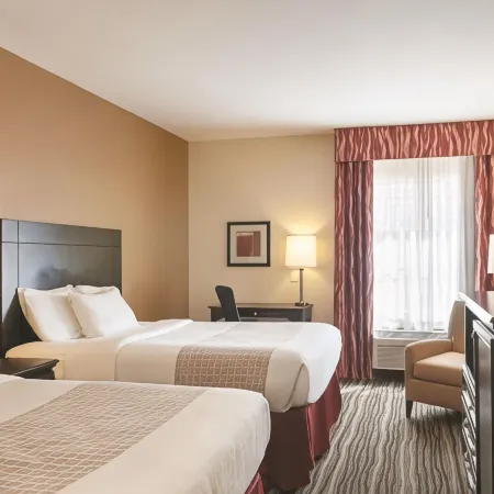 La Quinta Inn & Suites by Wyndham Slidell North Shore