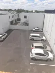 バックパッカーズ セントラル ハミルトン - 駐車場