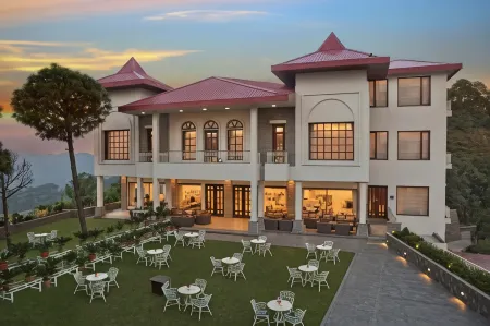 Fortune Select Forest Hill, Kasauli - Member ITC Hotels' Group Отели в г. Касоли
