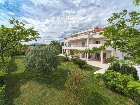 Luxury Apartments Klara