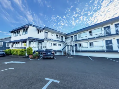 Buccaneer Inn Отели в г. Нанаймо