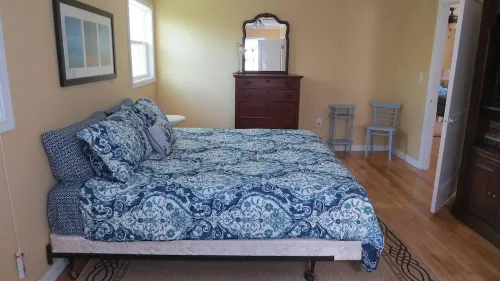 Downtown South Haven, close to everything,  family friendly, very clean