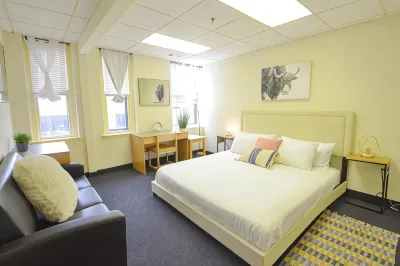Michie House in College Hill Hotel dekat Pierce Memorial Stadium