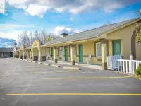 Rodeway Inn Hotels in Cayuga County