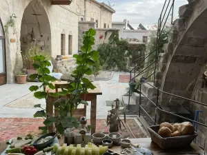 โรงแรมนารากาเคฟเฮ้าส์