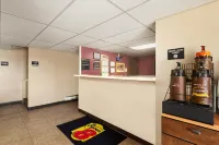 Super 8 by Wyndham Redfield