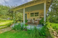 Seagrove Beach Studio - 1/4 Mi to Beach Access! - spa