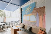 Endless Summer Hostel - breakfast