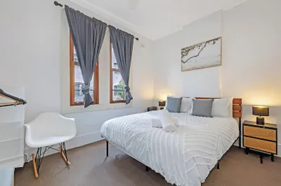 KozyGuru Surry Hills Classic Terraced House