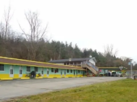 Westmount Motel Hotels in Oxford County