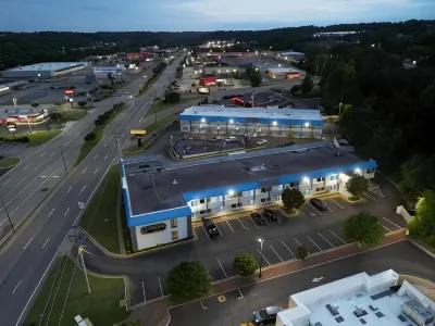 Astoria Hotel West Hoteles en Danville